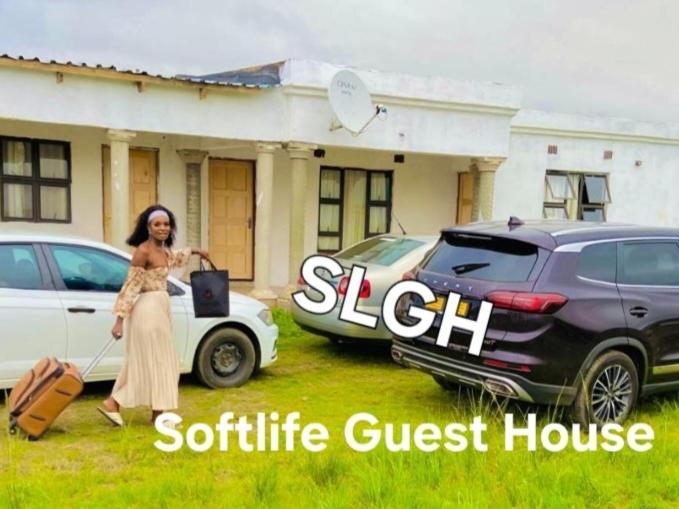 Softlife Guest House Ulundi エクステリア 写真