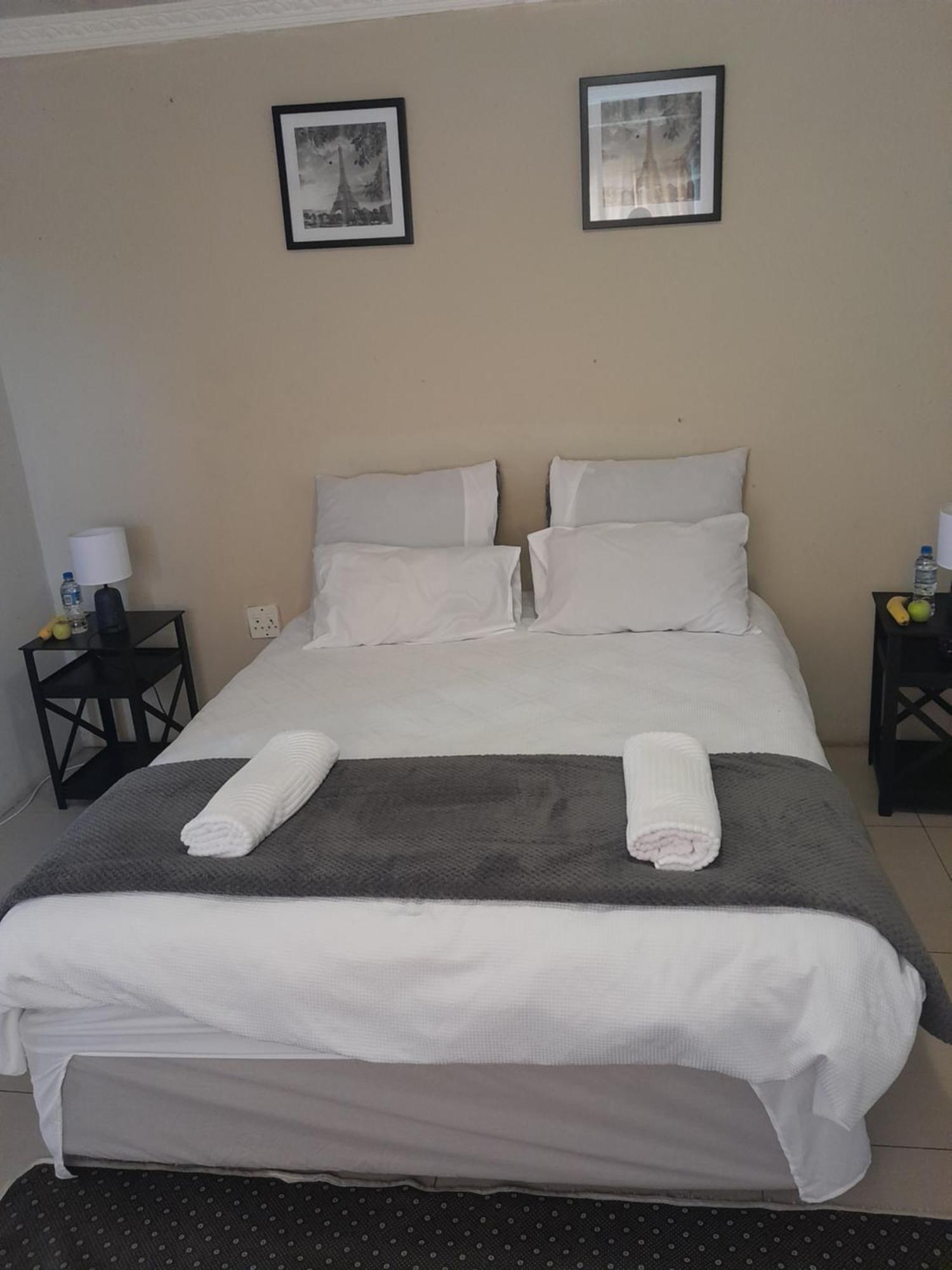 Softlife Guest House Ulundi エクステリア 写真